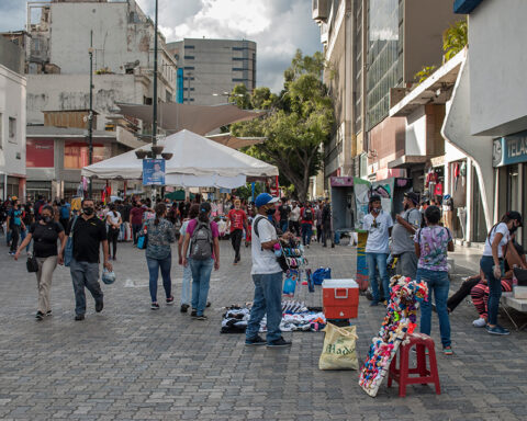 For the first time in seven years, poverty was reduced: almost 50% of households are not poor