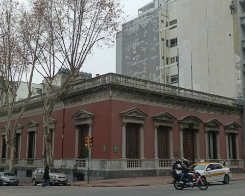 Former Uruguayan consul in Moscow, Stefano Di Conza, was charged by Fossati