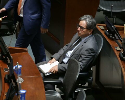 Former ministers reject the departure of Alberto Carrasquilla from the Banrepública board