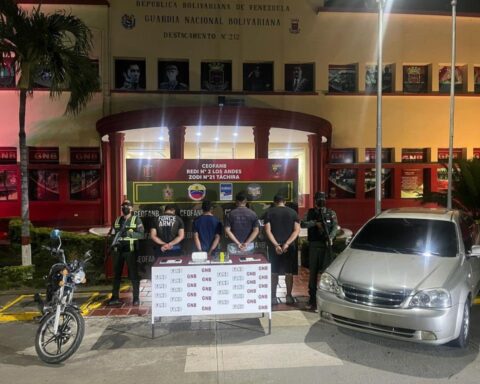 Four citizens arrested with 2 cocaine wrappers in Táchira