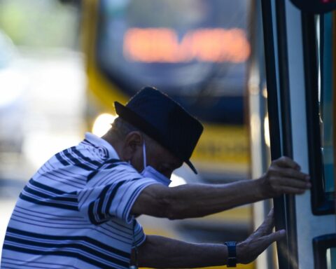 Free public transport is approved for seniors in São Paulo