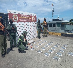 GNB rescued 26 panelas of cocaine on Sucre beach