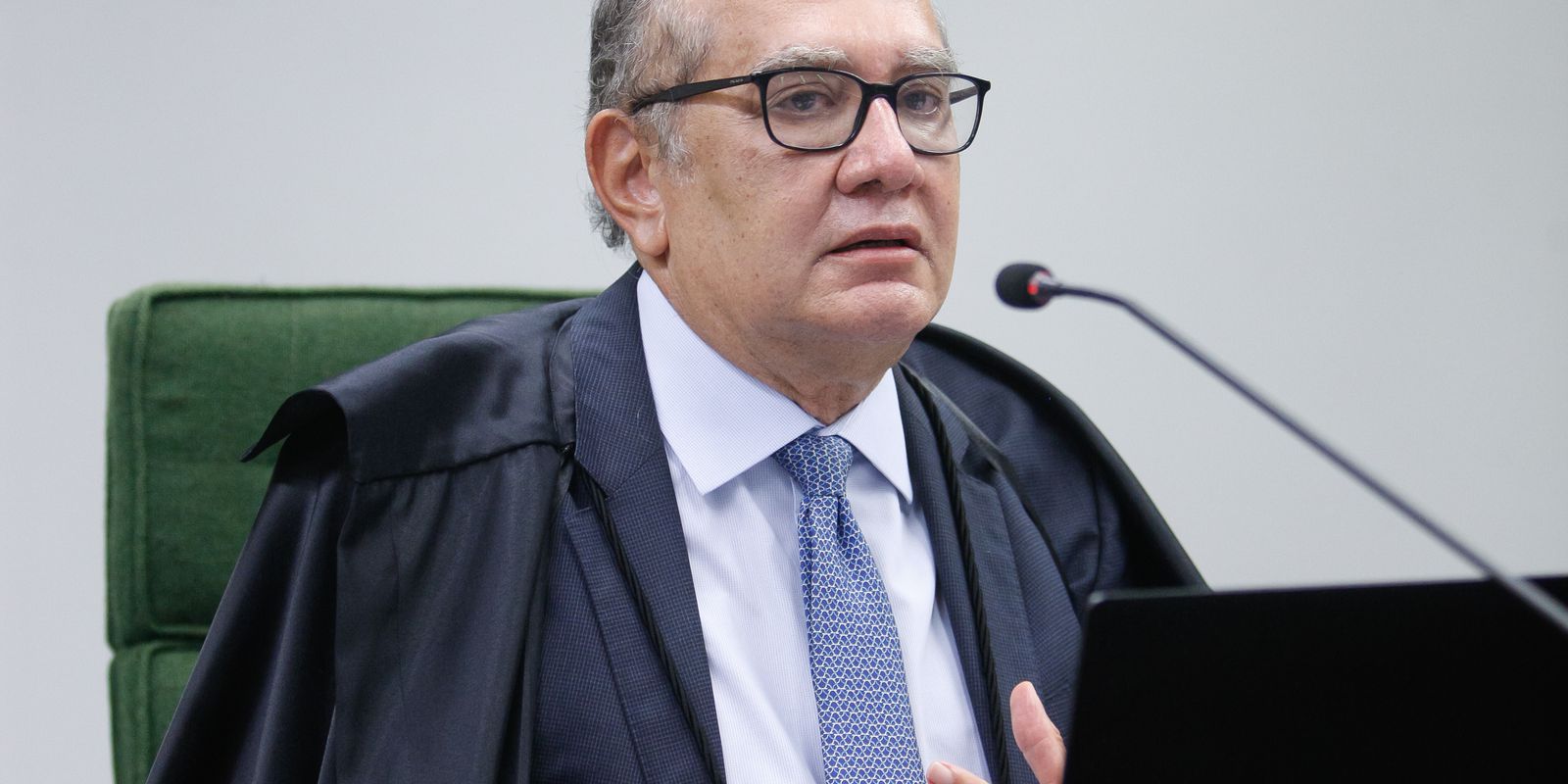 Gilmar Mendes suspends investigation into fraud at FGV