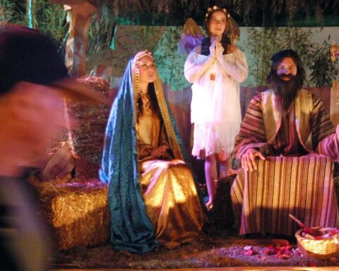 Goodbye Christmas nativity scenes?  SCJN could ban them on public roads