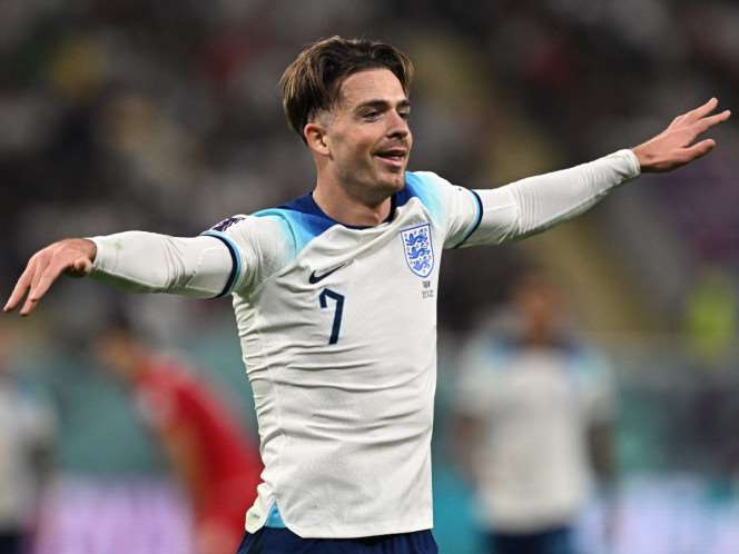 Grealish keeps his promise to dedicate his goal to a child with cerebral palsy