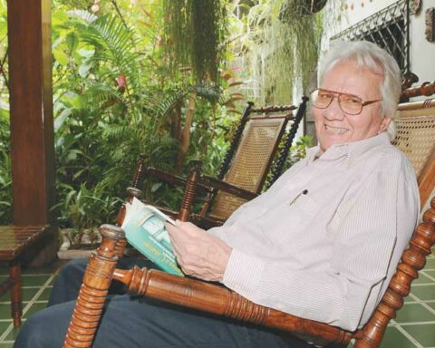 Guillermo Rothschuh Tablada dies, the poet of Chontales