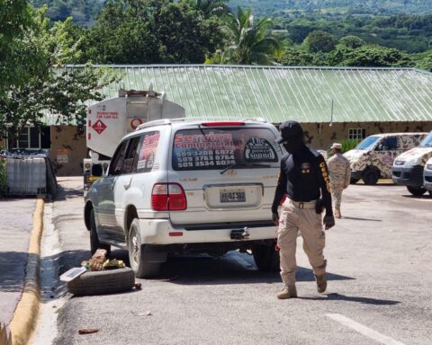 Haitian governor's wife arrested with vehicle loaded with ammunition at border gate
