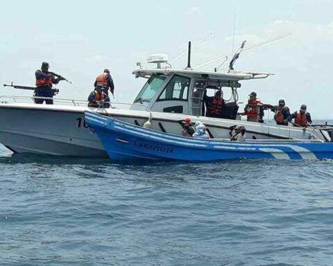 Hondurans and Salvadorans are captured in Nicaraguan waters