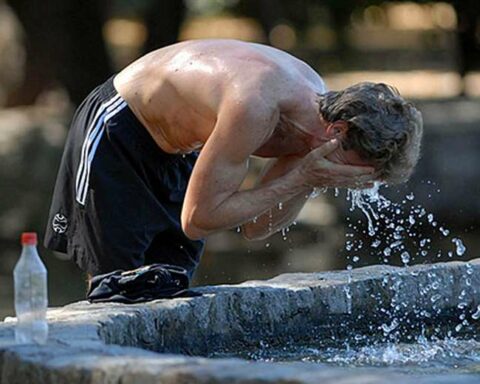 How hot in Santa Cruz!: Which people are most vulnerable to high temperatures?