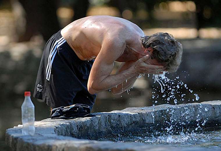 How hot in Santa Cruz!: Which people are most vulnerable to high temperatures?