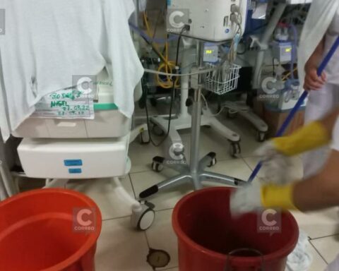 Huancayo: Hospital El Carmen suffers flooding due to heavy rains