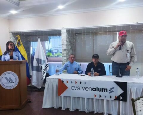 Import substitution between CVG and private industry depend on timely payments