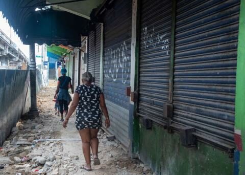 In Paris street they have been working for seven months