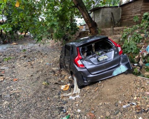 Aseguradoras reciben avalancha de reclamos de propietarios de vehículos dañó la lluvia