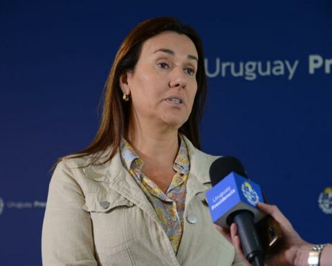 Intendances and municipalities will receive funds to develop youth-oriented projects