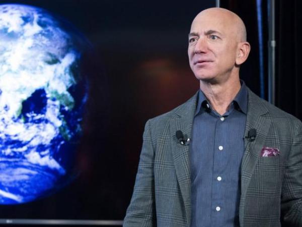 Jeff Bezos announced that he will donate his fortune in life: what will he use it for?