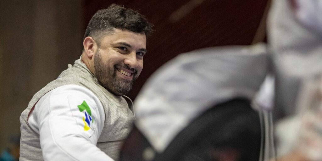 Jovane Guissone wins gold at the Fencing World Cup in CR