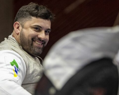 Jovane Guissone wins gold at the Fencing World Cup in CR