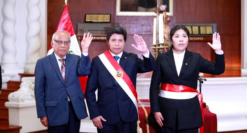 LIVE |  Betssy Chávez's Ministerial Cabinet will be sworn in tonight at the Palace