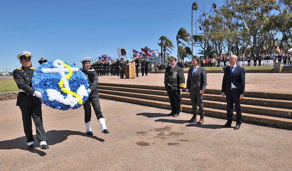 Lacalle Pou participated in the 205th anniversary of the National Navy