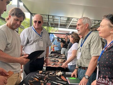 Lacalle in Colonia: the president participates in the Knife Festival and the National Cheese Contest