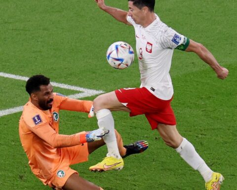 Lewandowski disappoints and Poland stuns Saudi underdog in Group C