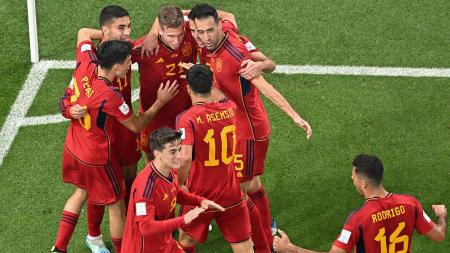 Live: Spain thrashes Costa Rica