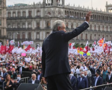 López Obrador, a politician based on the mobilizations in the streets