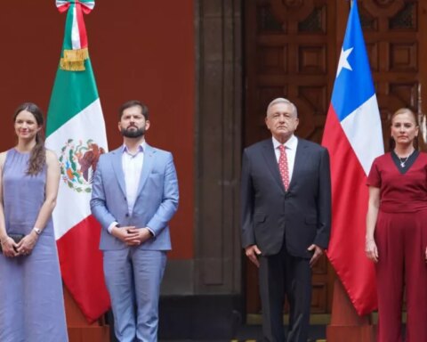 López Obrador receives Gabriel Boric at the National Palace