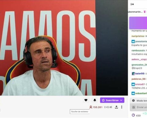 Luis Enrique debuted as a 'streamer' on Twitch