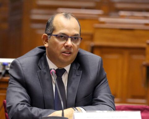 Luis Miguel Castilla: "There is a threat against meritocracy"