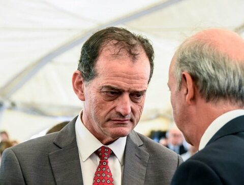 Manini Ríos asked for the opinion of commanders on changes to the military organic law;  Minister Garcia refused