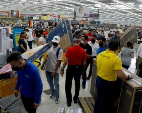 Manufacturing industry and commerce, with good dynamics in September