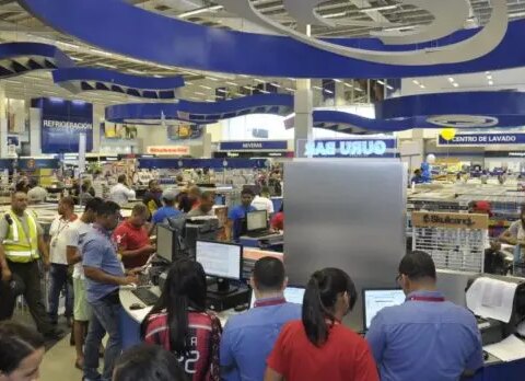 Comerciantes piden mayor seguridad para este Viernes Negro