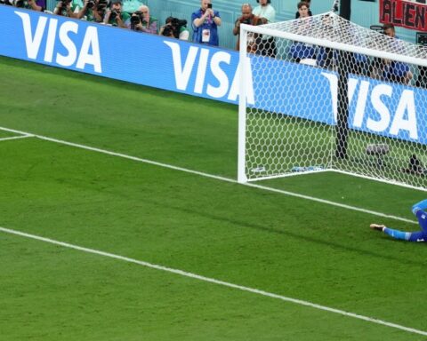 Mexico draws 0-0 against Poland on a great night for Memo Ochoa in Qatar 2022