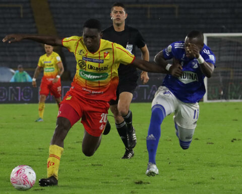 Millonarios fell on their visit to Deportivo Pereira and lost the leadership of group B