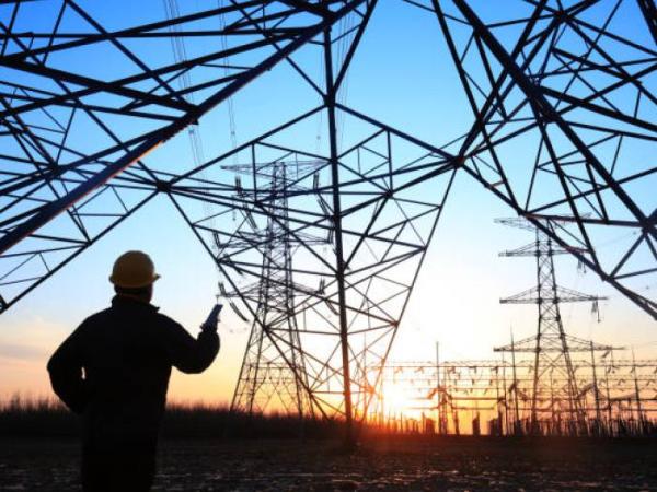 Monitor electricity prices, the main challenge for Superservices