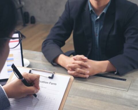 More than 2,000 vacancies open in the new Work Experience Center