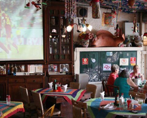 Movement in bars and restaurants should grow 30% in the World Cup