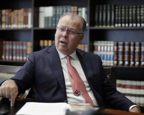 Natale Amprimo: "Only Congress interprets trust"