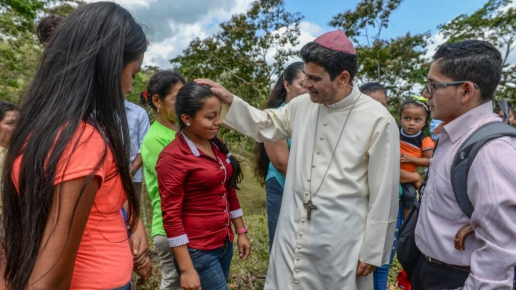 Nicaragua: Bishop critical of Ortega celebrates 3 months in a "legal limbo"
