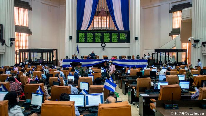 Nicaraguan Dictatorship Orders 29 NGOs to Adjust Legal Regime