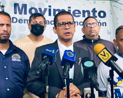 Nicmer Evans: "Two negotiations are taking place" in Mexico