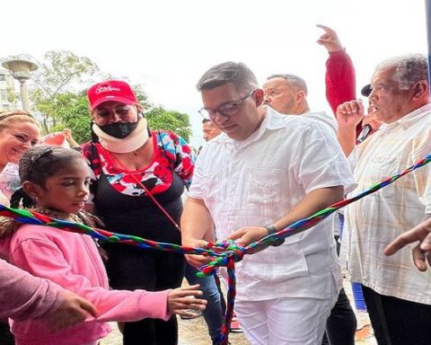 Reinauguran módulo Octogonal en la parroquia Caricuao