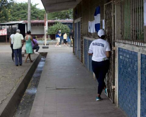 Open Polls: Abstention reaches 82.7% in voting #Municipales2022
