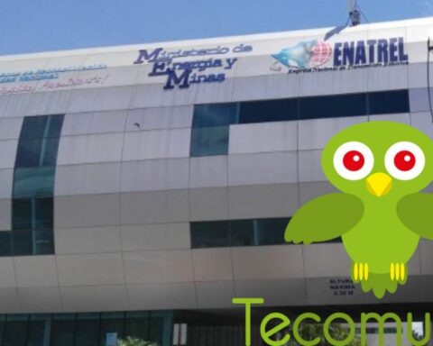 Ortega goes after the telecommunications business, days after threatening private companies