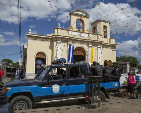 Orteguismo prohibits sixth Catholic celebration in four months