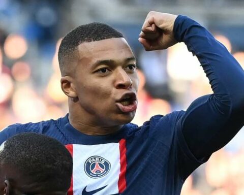 PSG thrashed (5-0) Auxerre in their last game before the World Cup