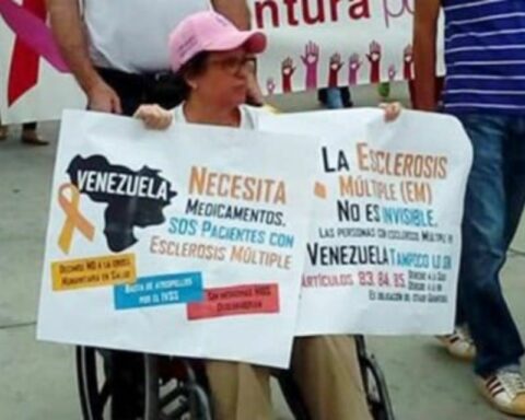 Patients with multiple sclerosis in Bolívar report irregular supply of treatment