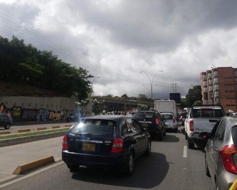 Peak and plate in Bucaramanga from November 21 to November 26